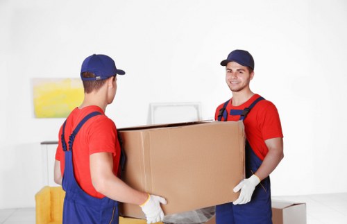 Unloading student belongings at a Kennington property