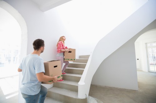 Local van transport for small moves and storage runs in Kennington