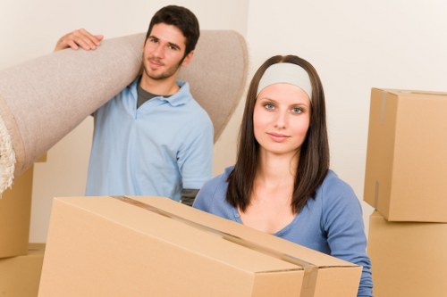 Professional moving help for Kennington homes and flats