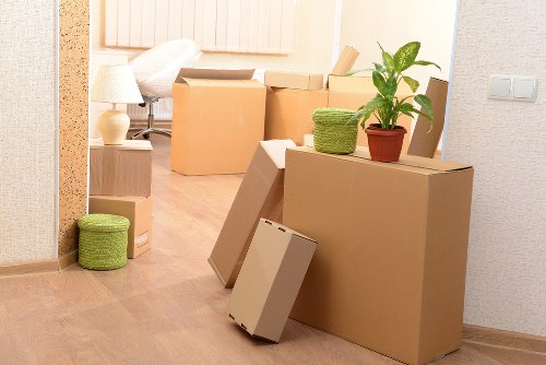 Kennington flat removals with access and parking considerations