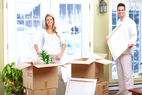 House removalists working around local access and parking in Kennington